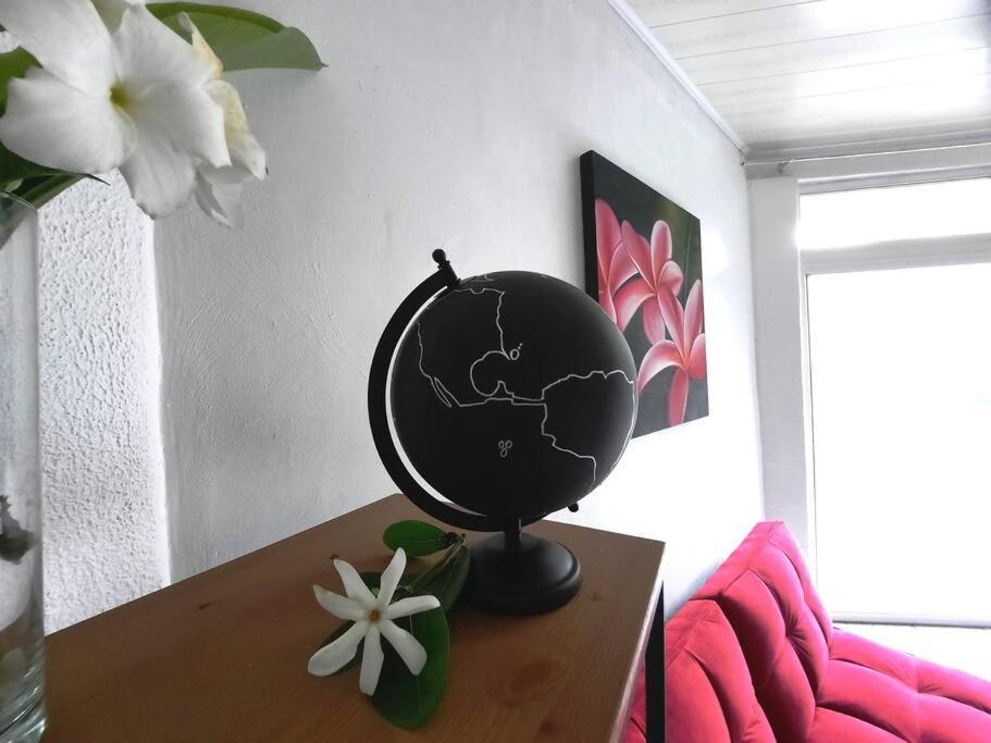 Vacation House In Tahiti Punaauia  ภายนอก รูปภาพ